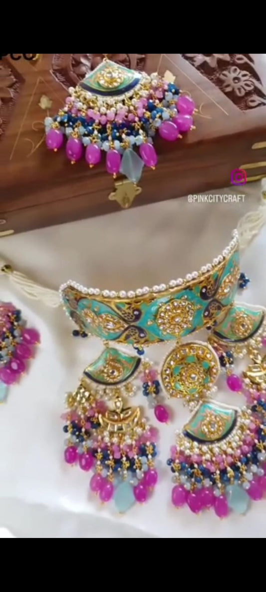 Enamel Crystal Pearl Simar Jewellery Nacklace Set.