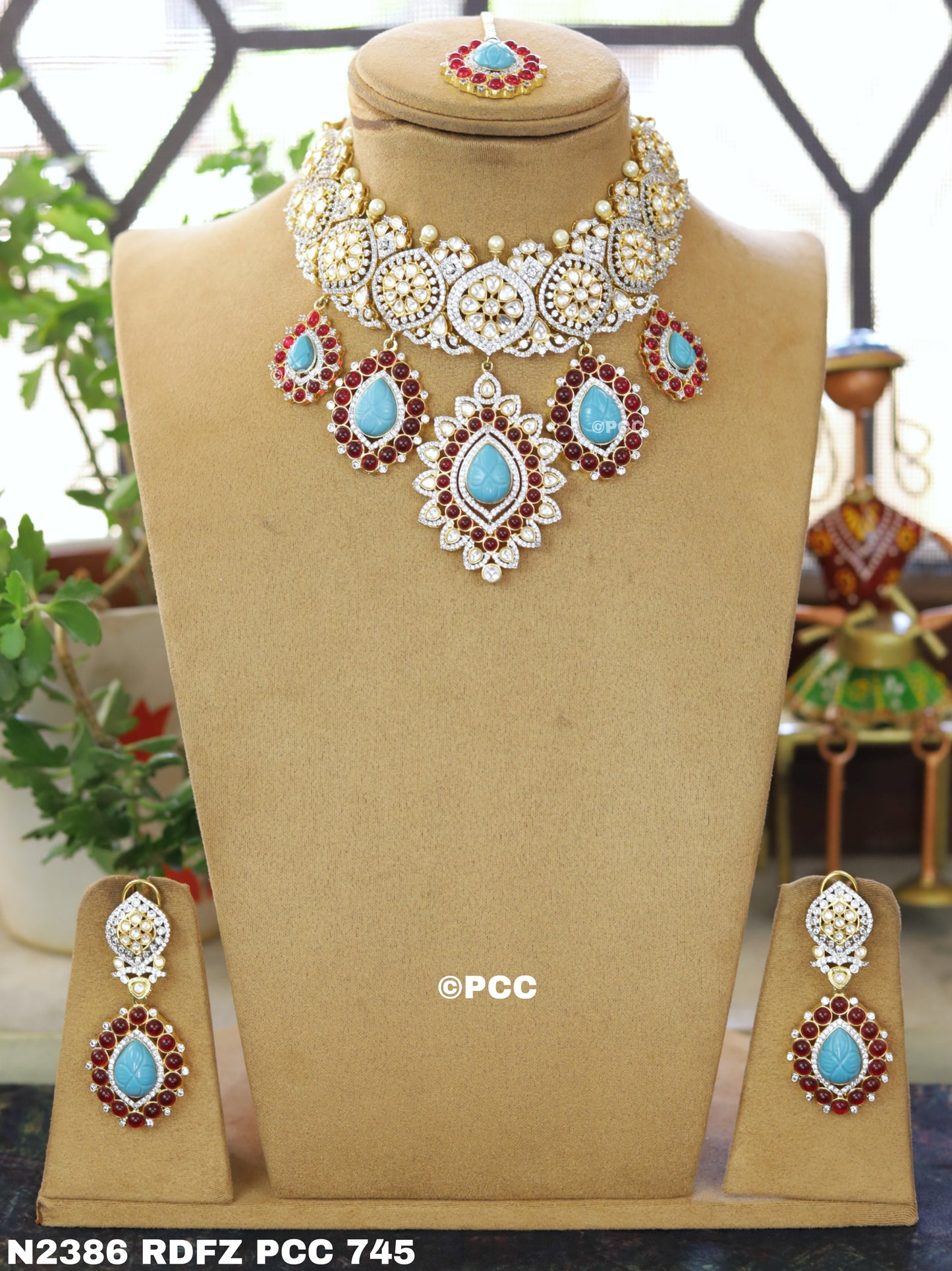 Uncut polki kundan bridal necklace set with tika