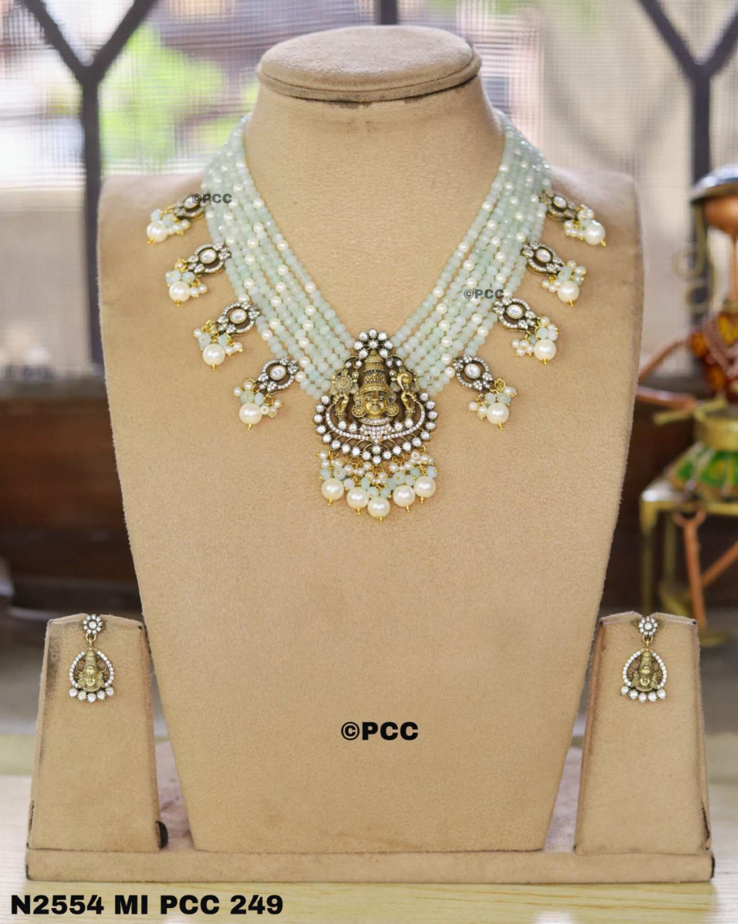 Moissanite Polki Necklace with Earring sets.