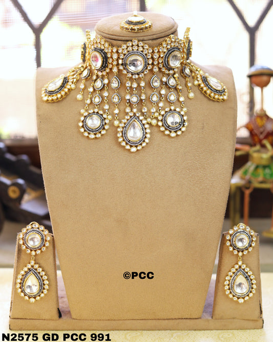 Elegance Galore Designer Necklace set