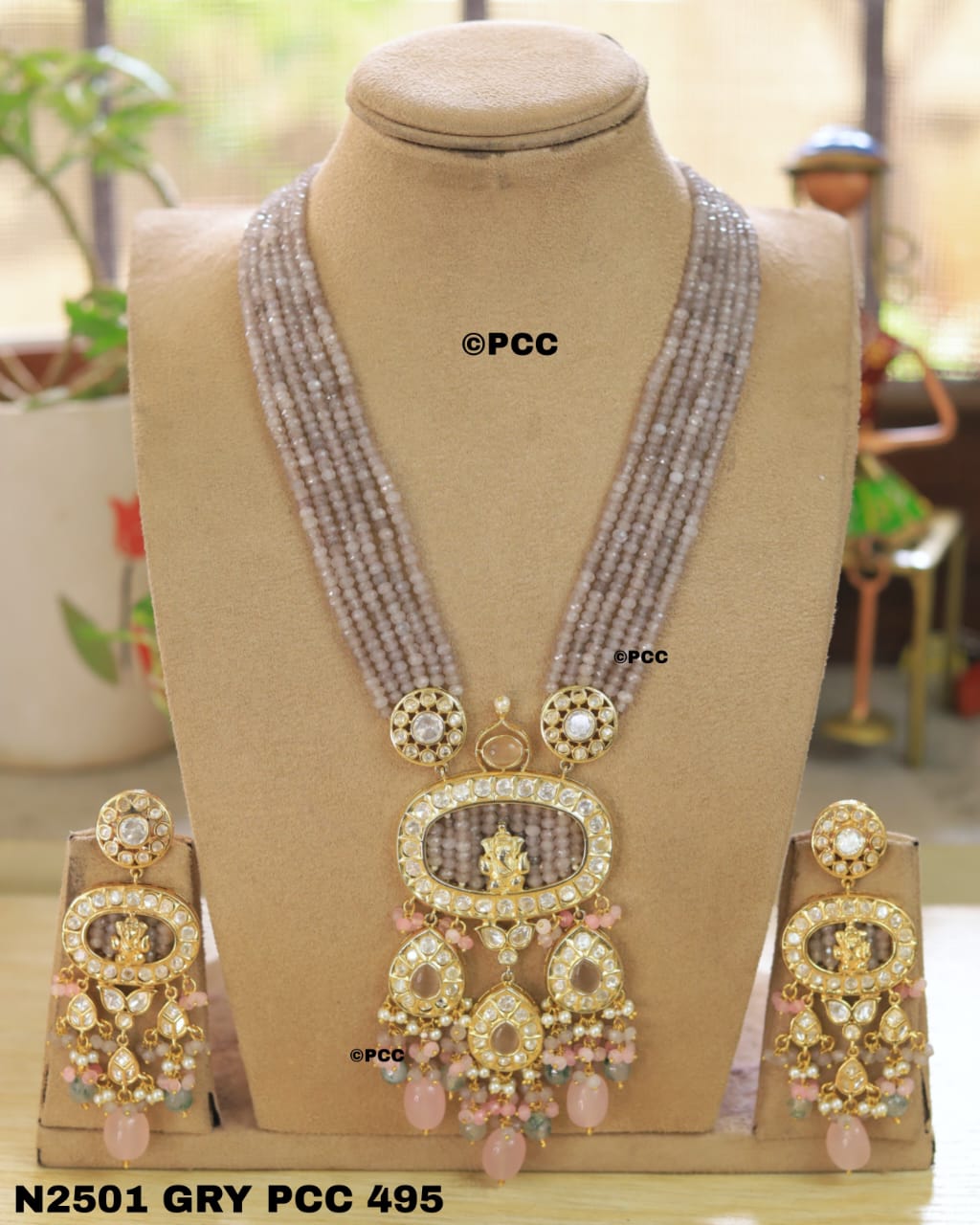 Handmade Kundan Long necklace & one pair of earrings