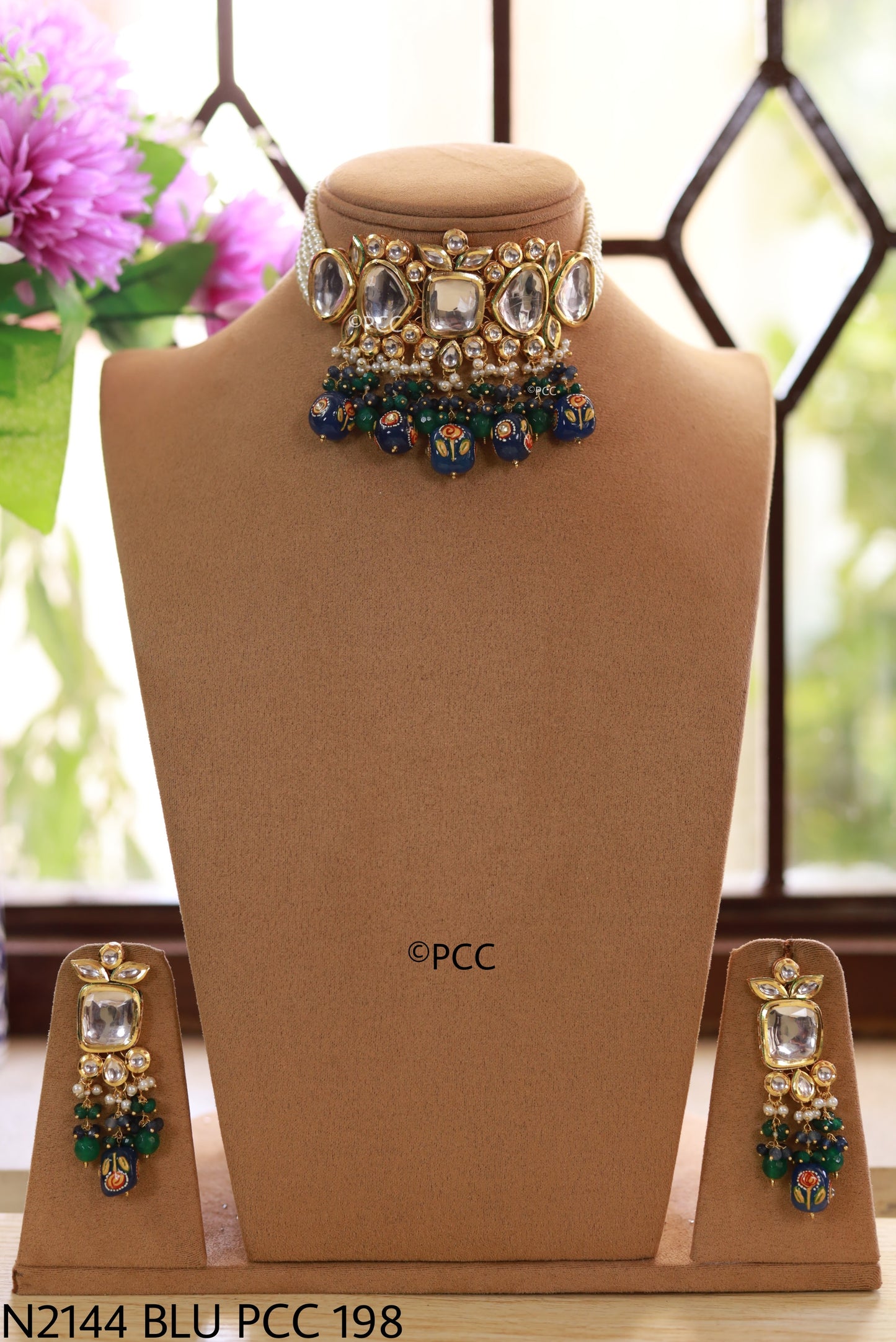 Trendy Elegant  Polki kundan & Pearl Choker Necklace  set