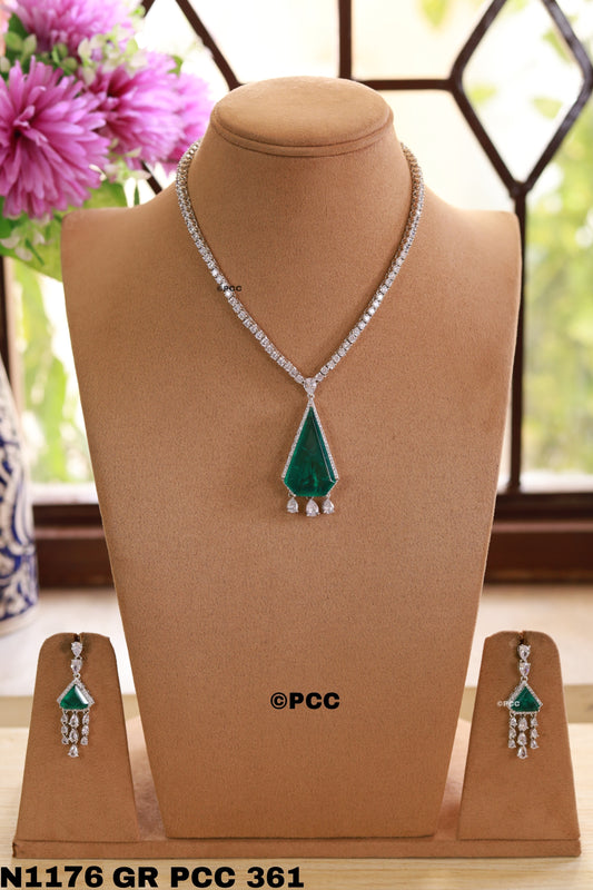 Green Dublate & Cubic Zirconia Necklace Set