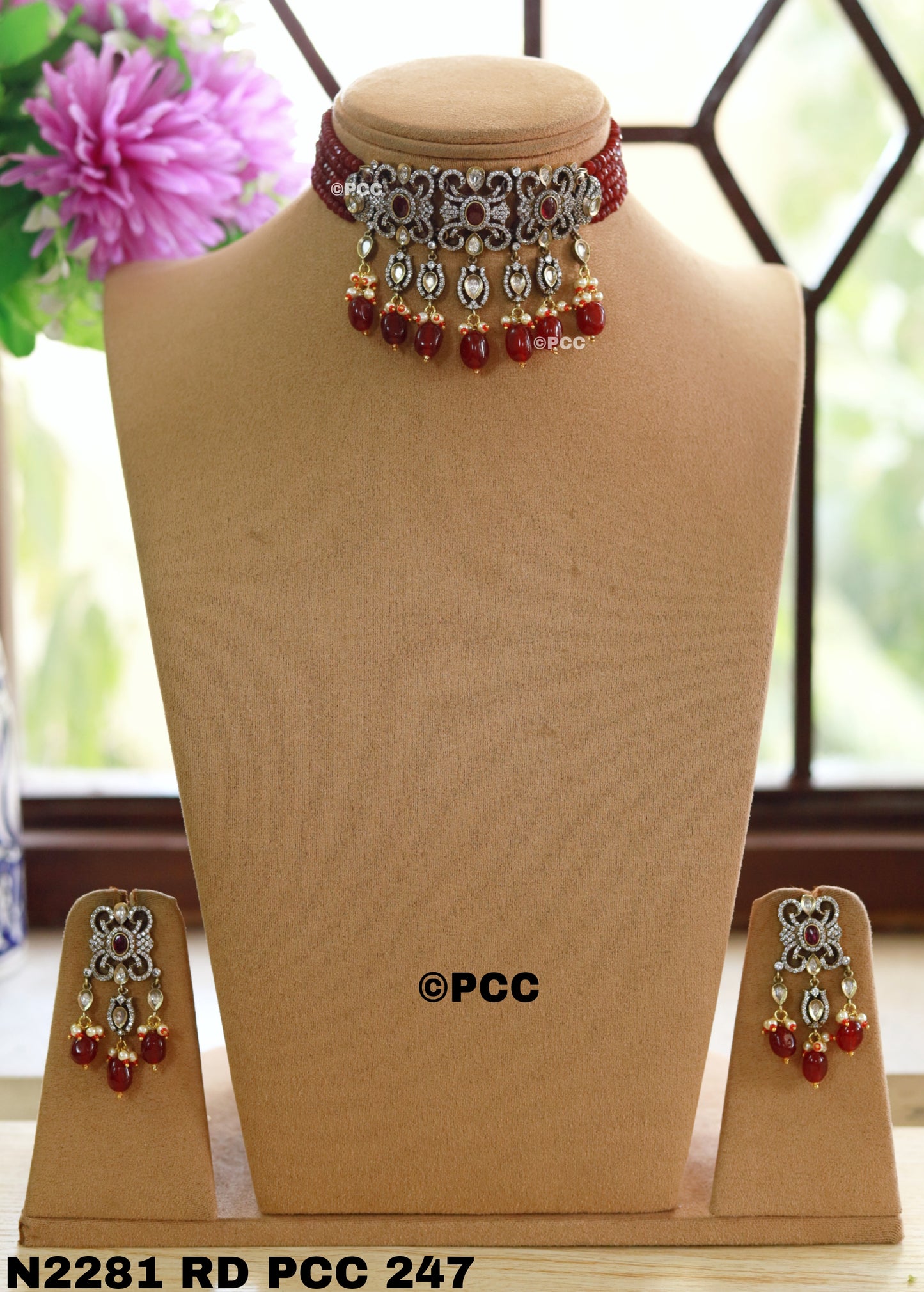 Zaveri Pearls Green Stones & Beads Traditional Kundan Choker Necklace & Earring Set