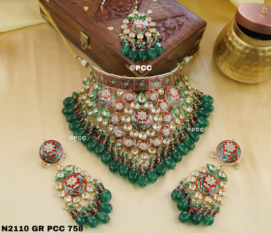 Kundan Handwork Zeco Cheed String Necklace & a pair of Earrings with tika