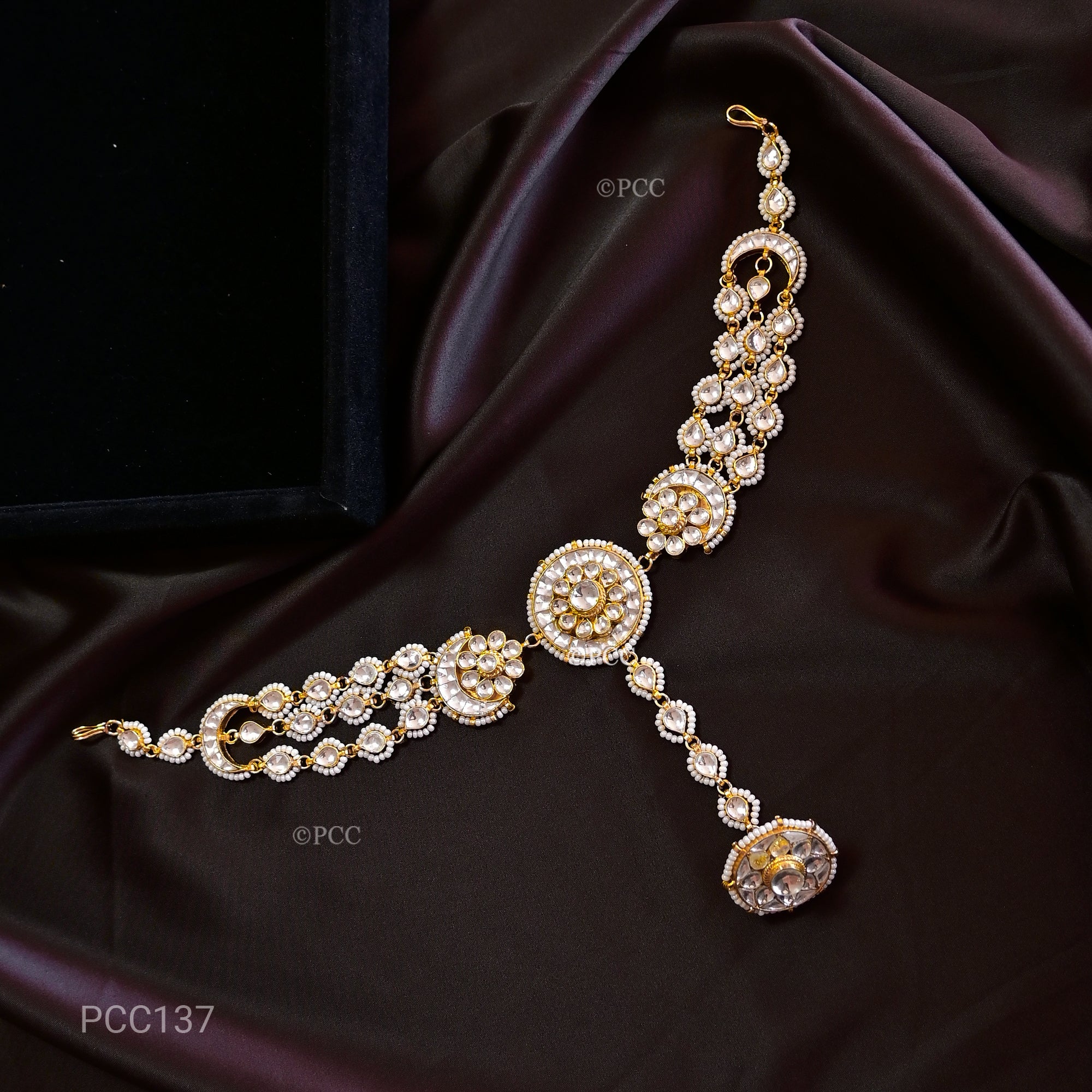 Rajwada Borla Sheeshphool