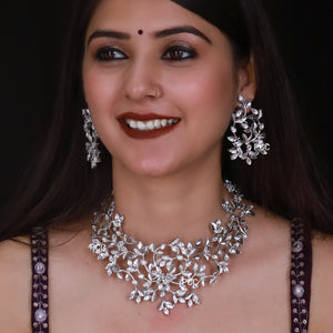 Round Neck Zircon Necklace set with Earrings.