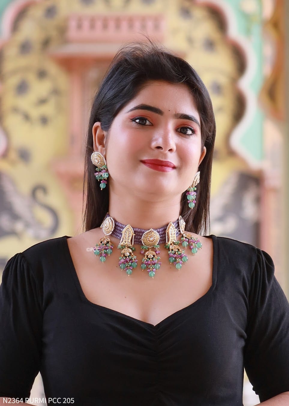 Hand work Kundan Meenakari necklace set with earrings.