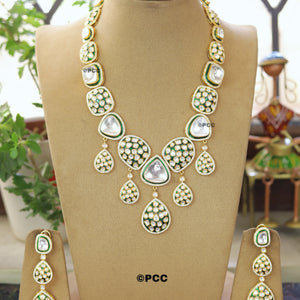 Elegance and Tradition Polki Necklace set