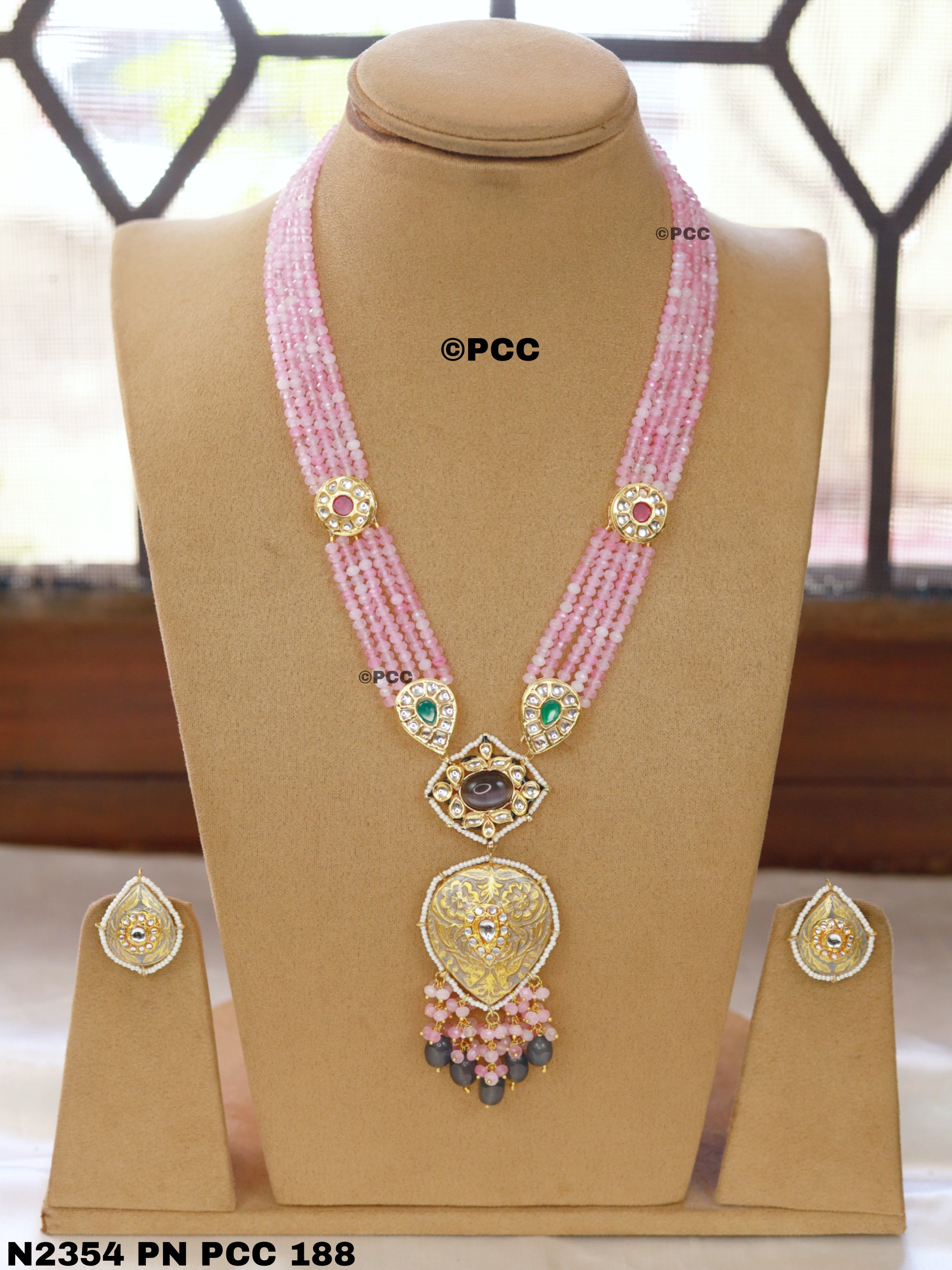 Gorgeous Kundan meenakari  Necklace with Earring sets