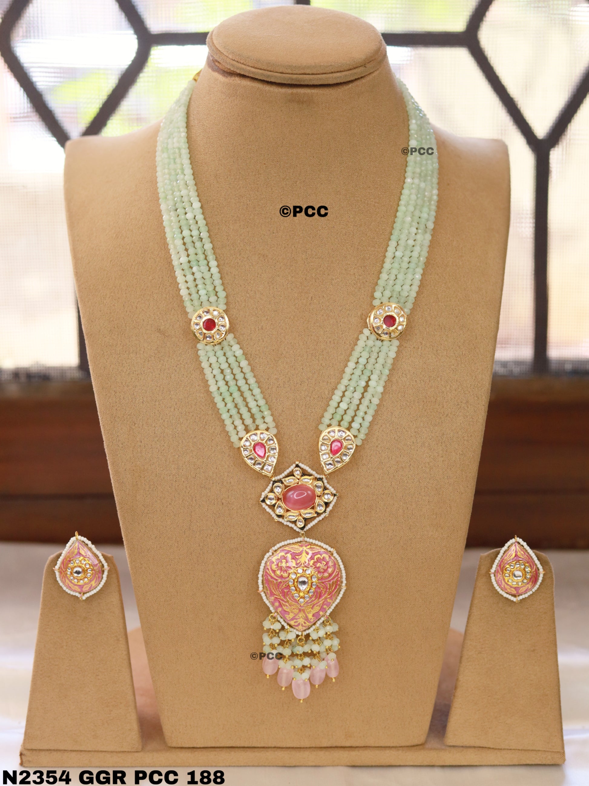 Gorgeous Kundan meenakari  Necklace with Earring sets