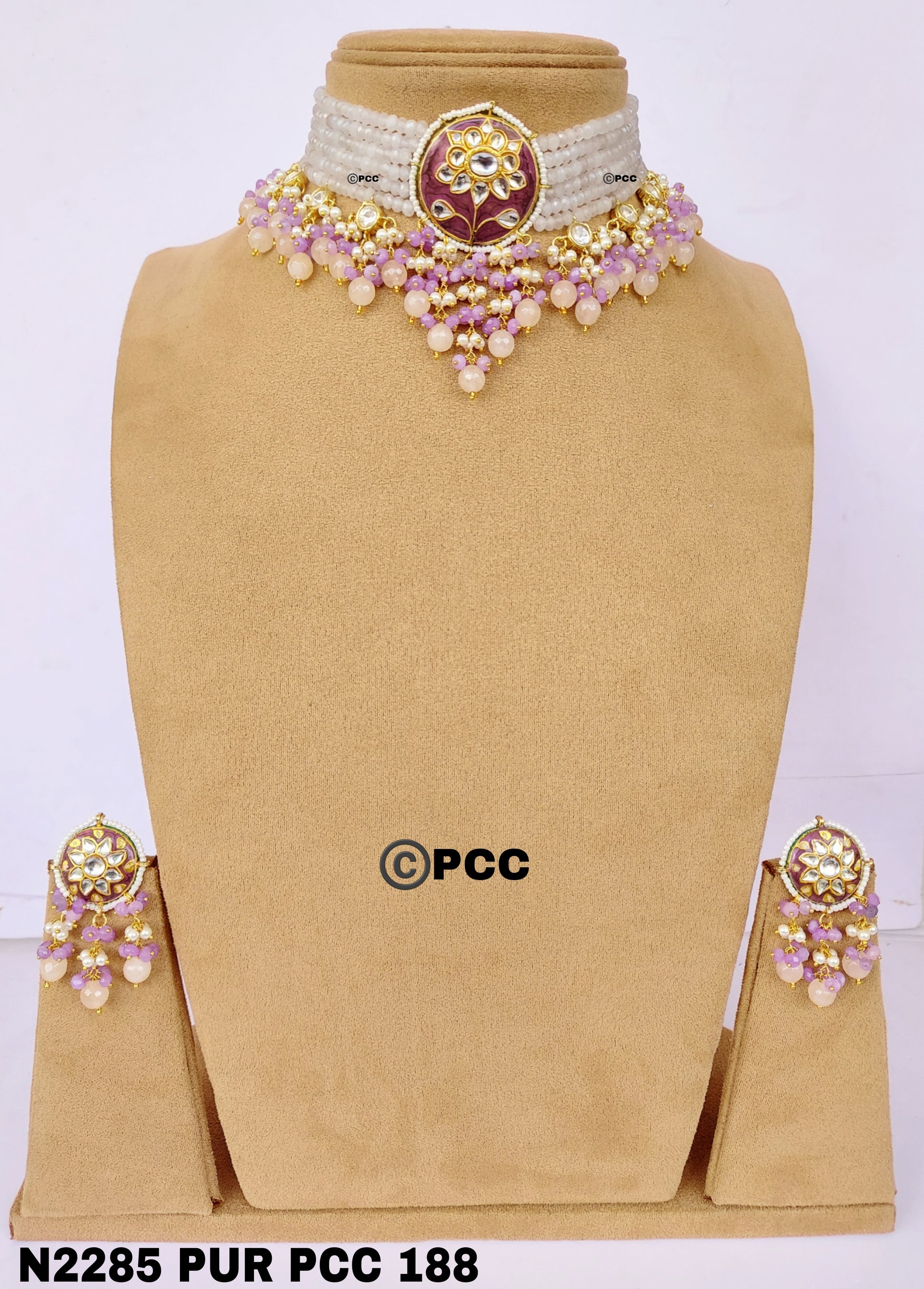 Glamorous Choker Necklace with Earring set