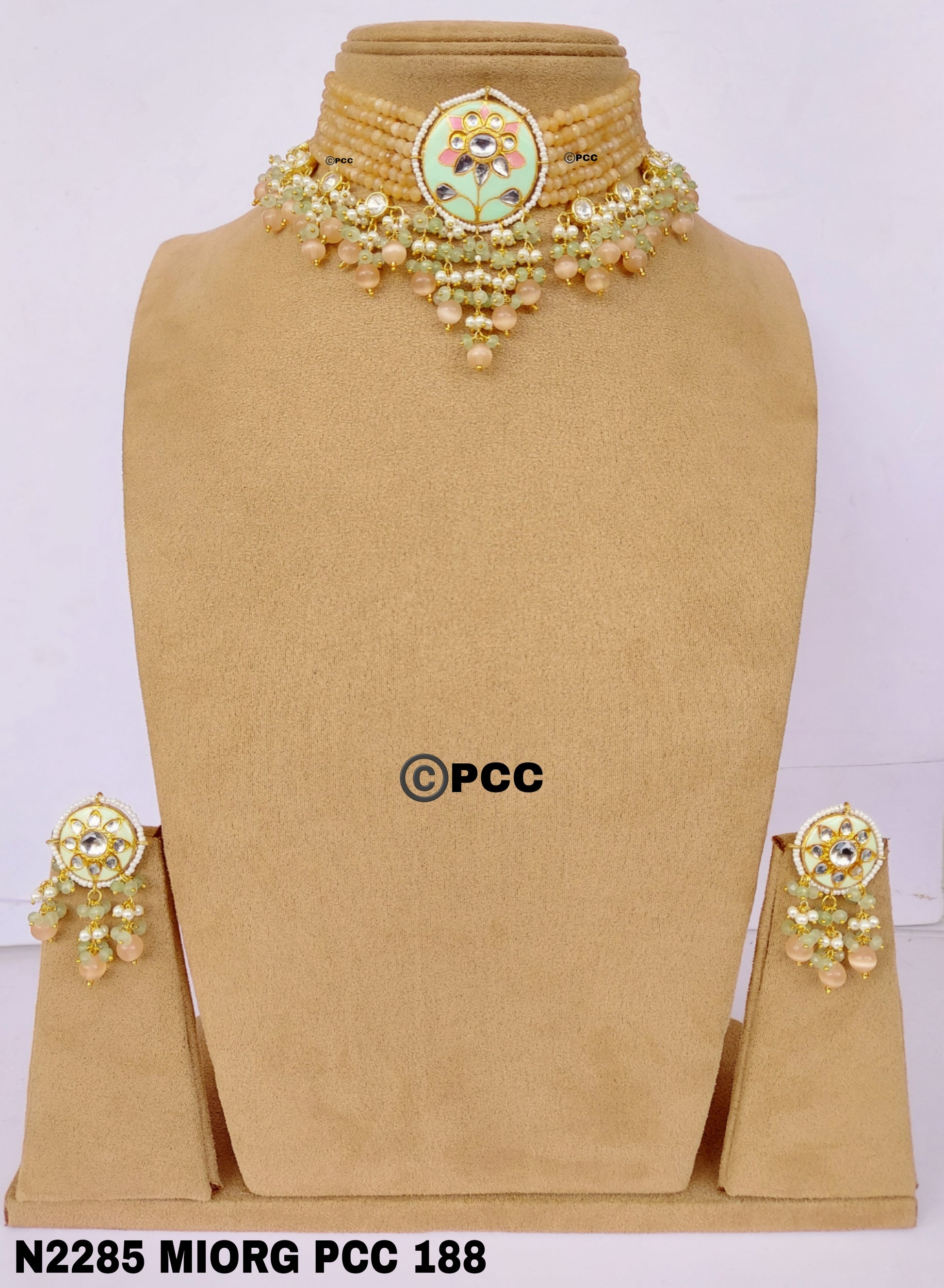 Glamorous Choker Necklace with Earring set