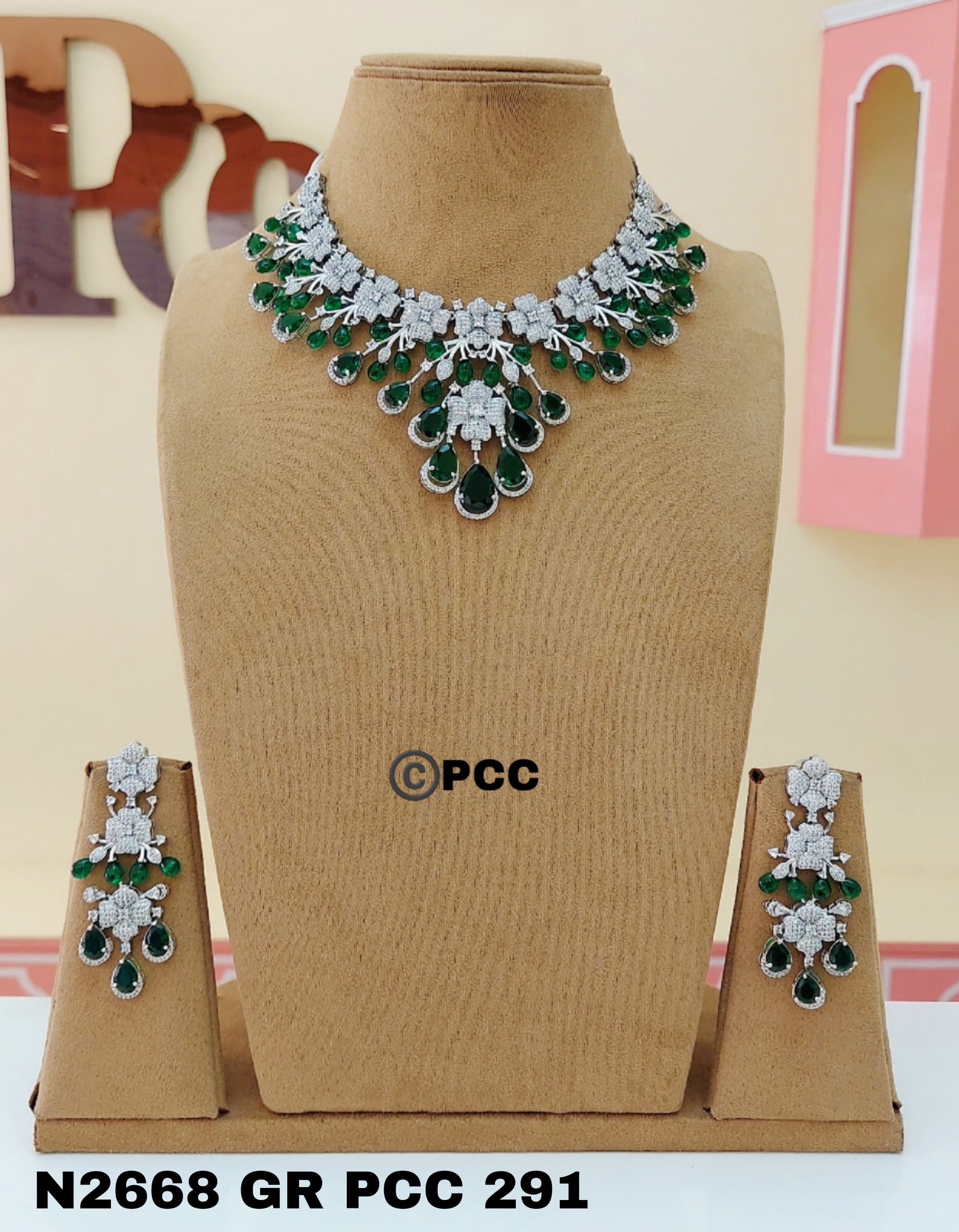 CUBIC ZIRCONIA STONE NECKLACE WITH EARRINGS