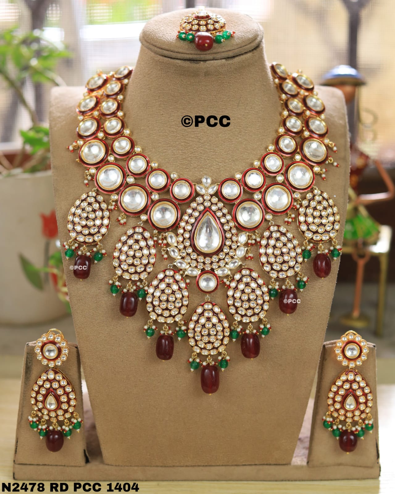 Polki Royal Necklace & a pair of Earrings