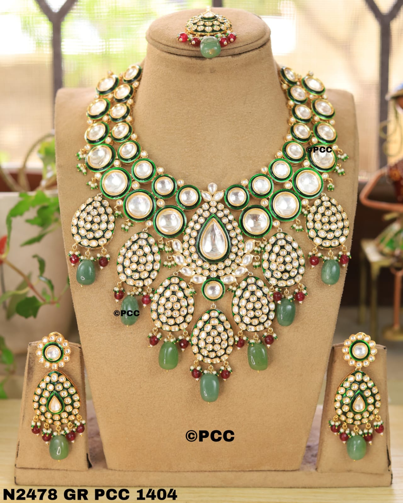 Polki Royal Necklace & a pair of Earrings