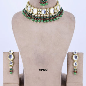 Kundan Radiance Choker Necklace Set with Tika