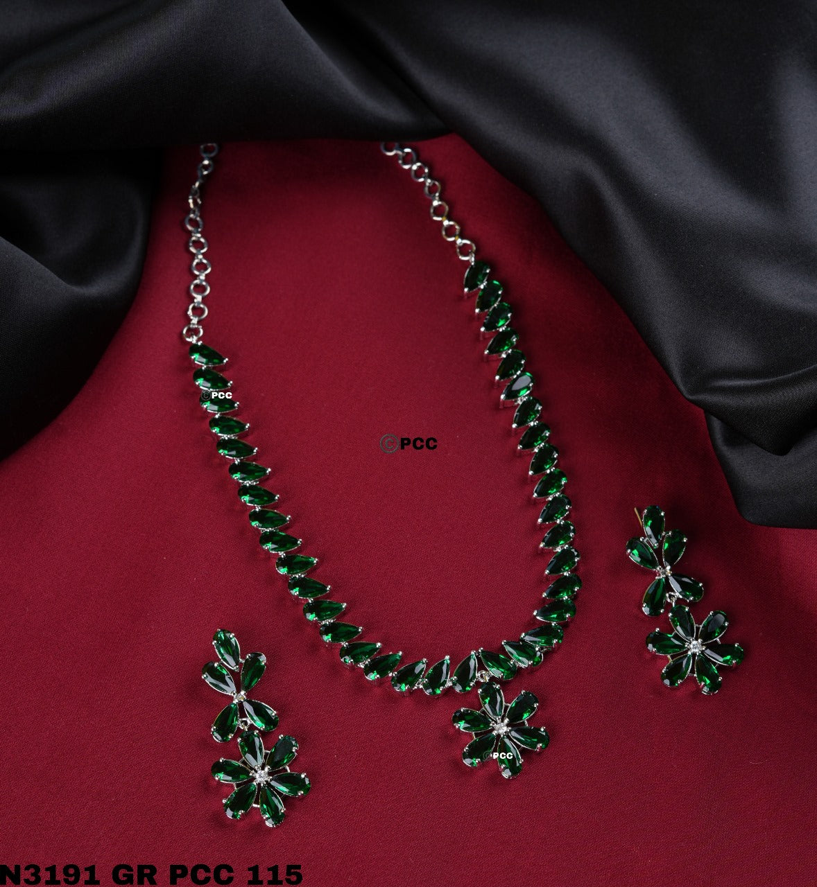 Petal Radiance Necklace Set