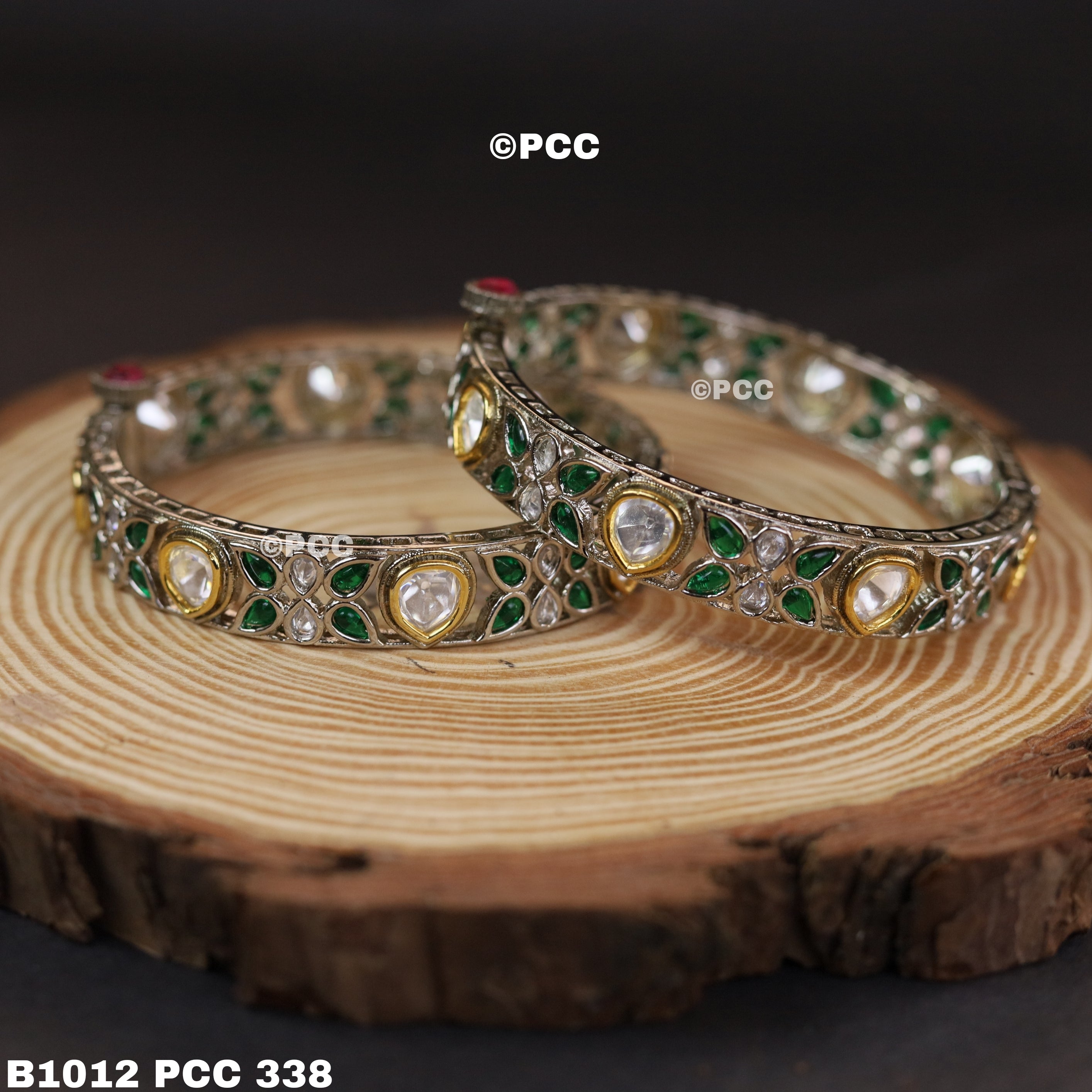 Emerald Bloom Kundan Bangle