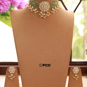 Kundan & Pearls Flowers Choker Necklace & earring Set