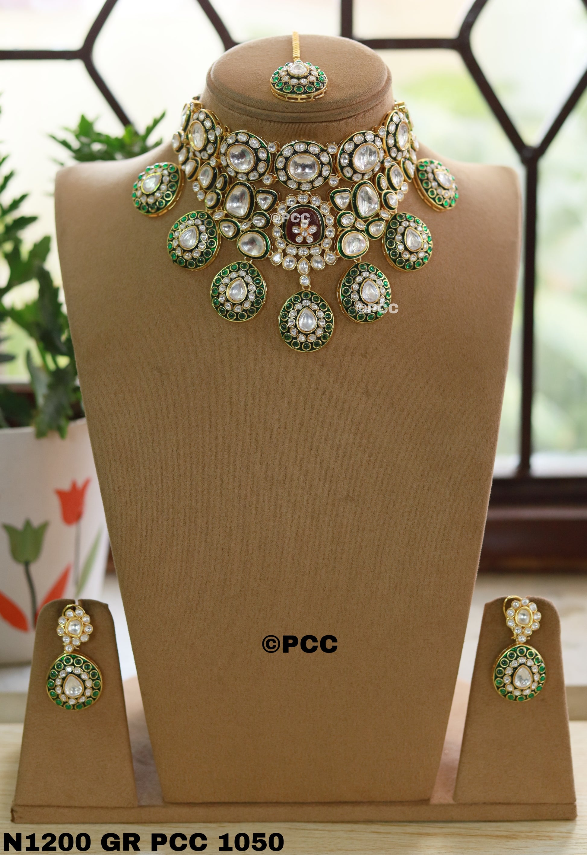 Polki Kundan Carving Necklace Set