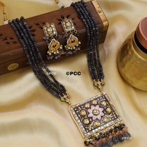 Handmade Kundan Necklace Set Mala Style jewelry