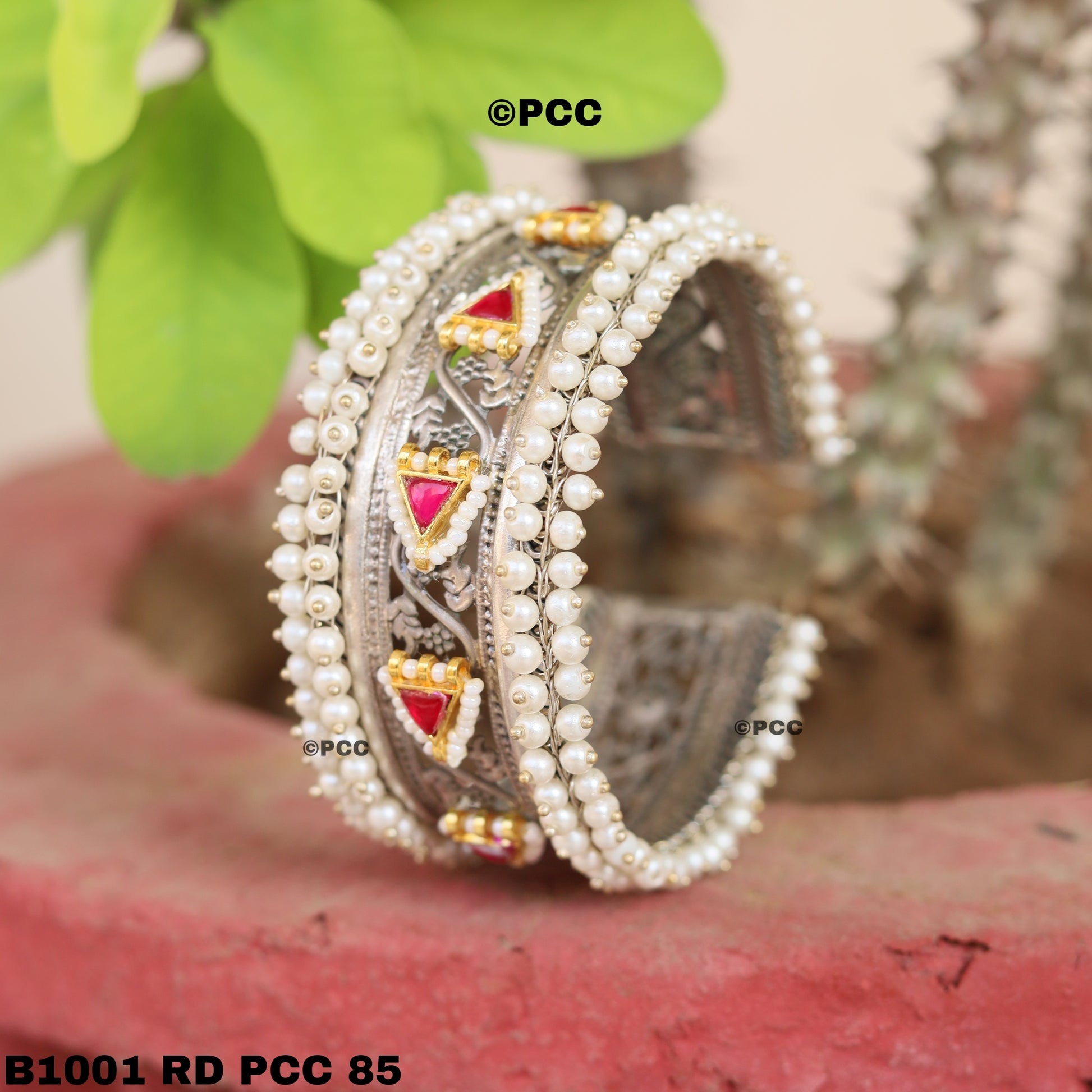 Gold Finished Kundan Pearl Openable Karra Bangles