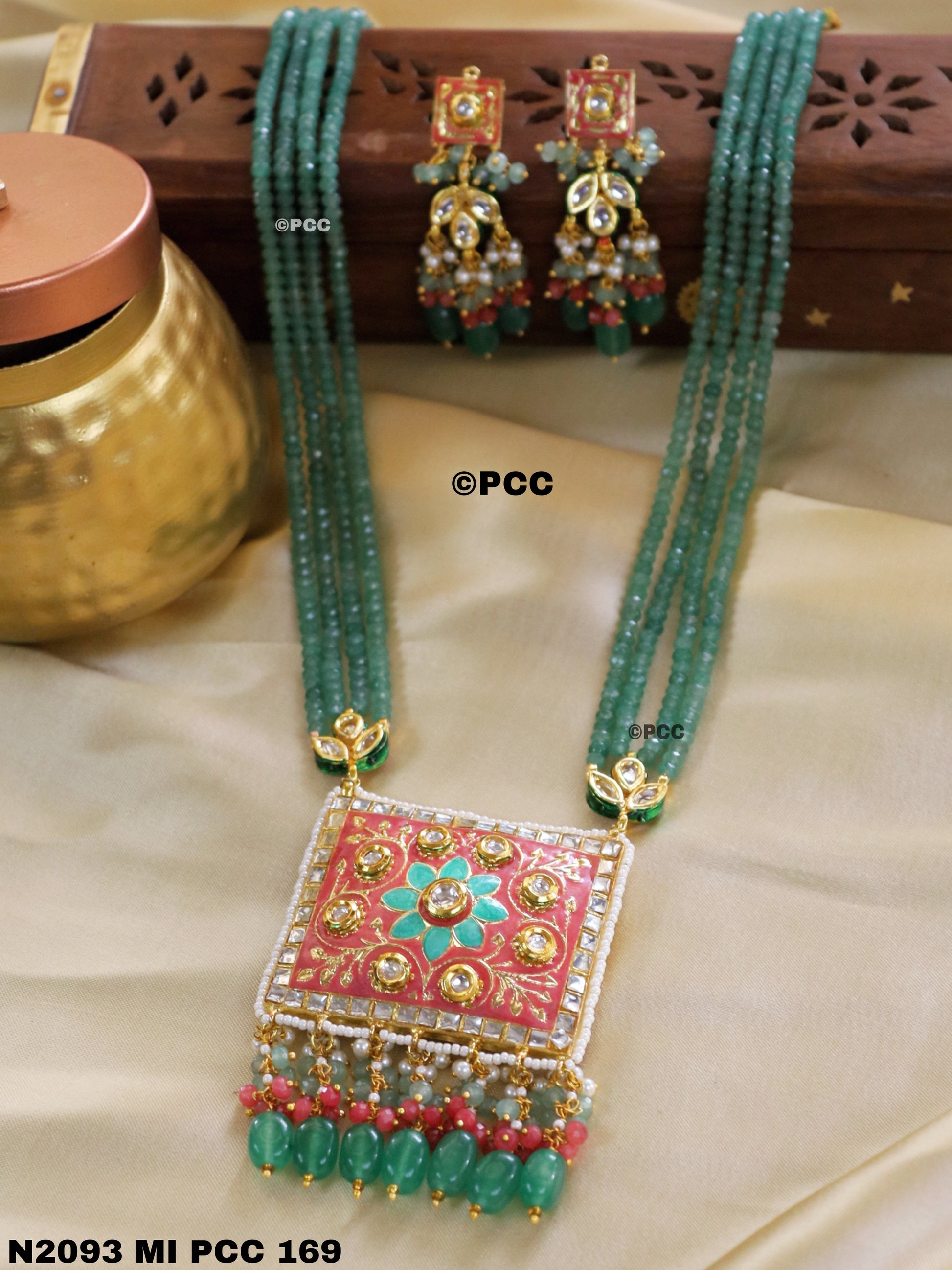 Handmade Kundan Necklace Set Mala Style jewelry